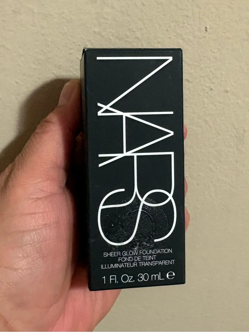 NARS Sheer Glow Foundation - LIGHT O SIBERIA Brand New Never Used.